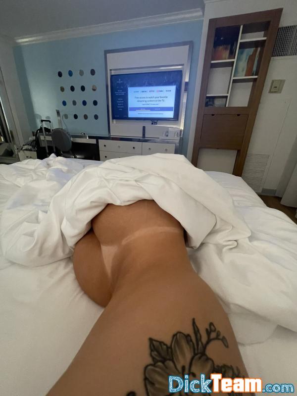 @lemonrach079 - Femme - Bi - 27 ans : je suis disponible pour nude ????????/cam????????/réel ???? Massage érotique ????
 Massage complet du corps ????
 Massage des pieds et des mains ????
 Massage thaïlandais ????
 Masser et baisser ????
 Sodomie ????anulingus????avalage de sperme ????69???? anal ???? anulingus???? pipe naturelle???? pénétration???? branlette espagnole???? avec facial????