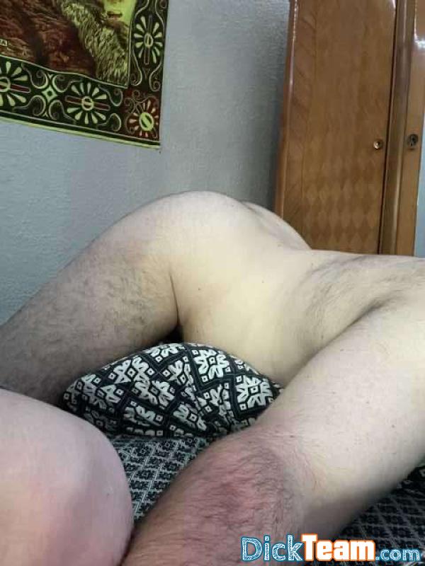 Profil de age-taillesex-direct - Homme - Gay - 20 ans : Envoyer direct votre âge et taille de queue les gars quand vous ajouter
Si vous piégez des hetero je suis preneur 