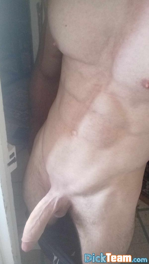 Profil de bandosexx07- - Homme - Bi - 25 ans : Pour les filles 