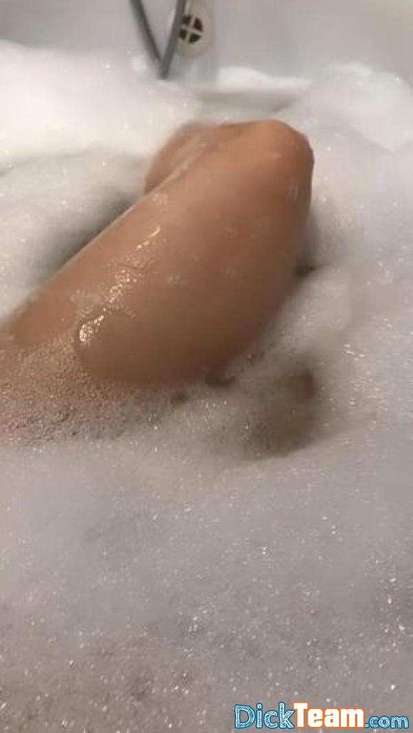 elena01744 - Femme - Hétéro - 26 ans : Coucou mes loulous, moi je m'appelle Elena. Je nude très bien. Venez me découvrir sur????????

Telegram????:@Elena_mulrezz

Instagram ????:Elena_mulrezz

Snapchat ????:elenaa_mulrezz