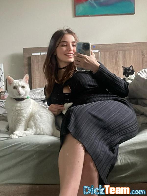 helena - Femme - Hétéro - 27 ans : Toujours disponible pour les plans coquines ????????