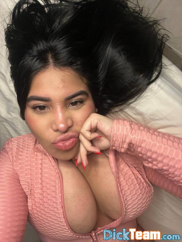 Profil de juliezmmm - Femme - Hétéro - 21 ans : Nude ? Hot discussion ????
Tu veux me voir sur mes beaux jours ???? rejoins moi sur instagram