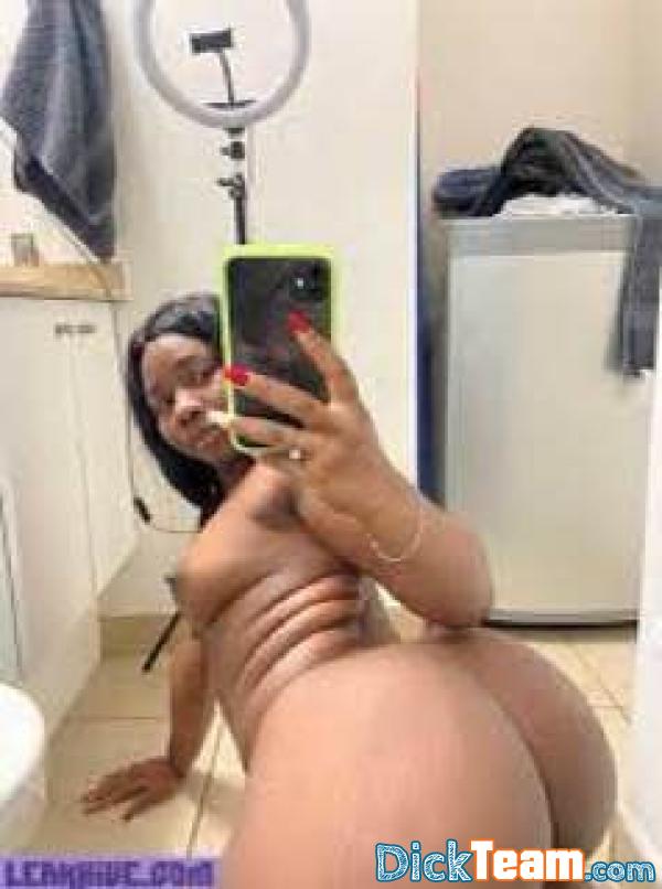 julys-432 - Femme - Hétéro - 27 ans : Télégram : t.me/julys_2 dispo pour plan cul et des nudes payant passe en privé prends du plaisir 