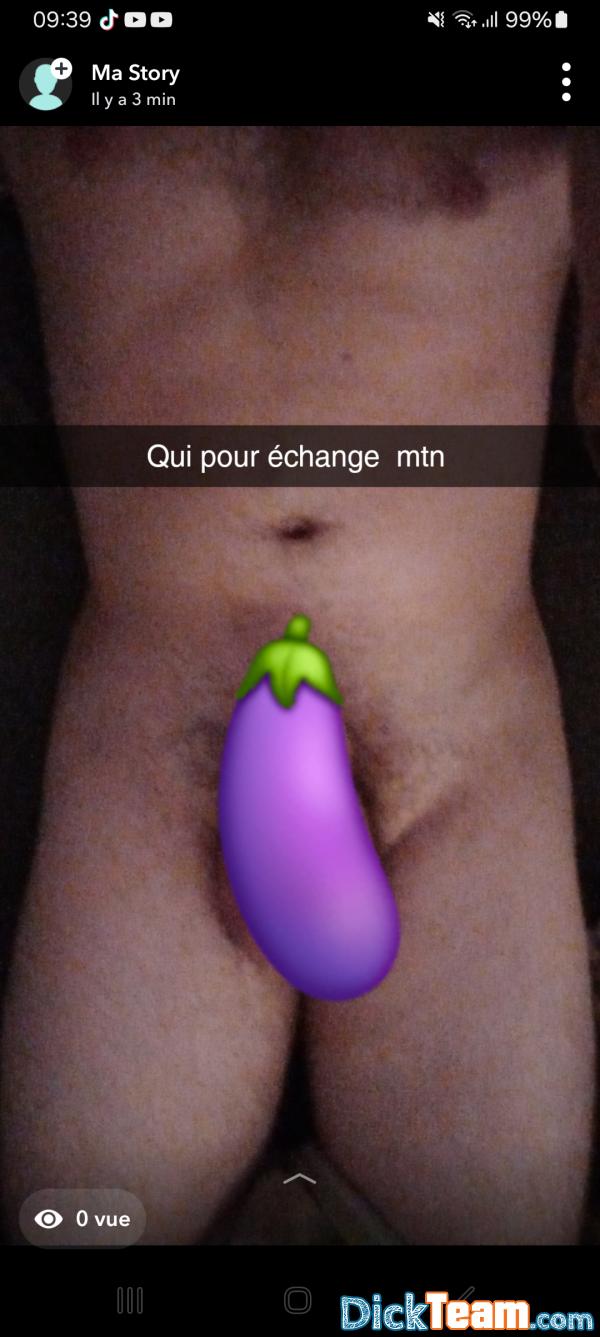 nichot736 - Homme - Bi - 27 ans : Ajoutez moi tous cherche groupe et trans et fille gratuite