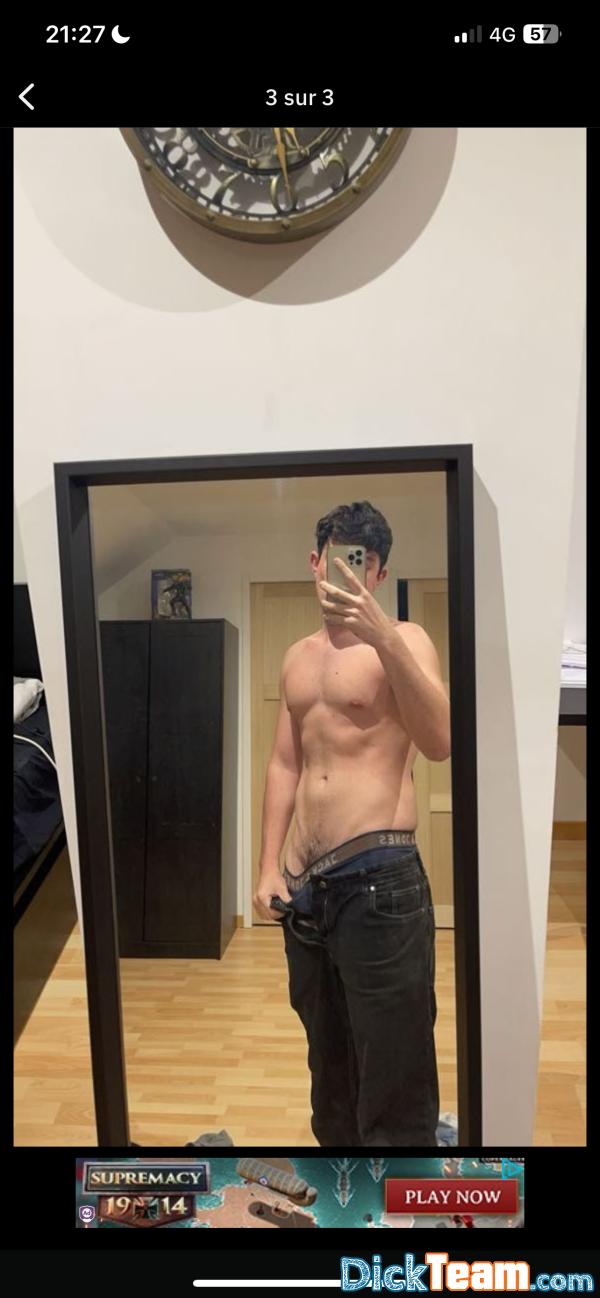 parisgay24 - Homme - Bi - 20 ans : Venez nudes avec tête les -25