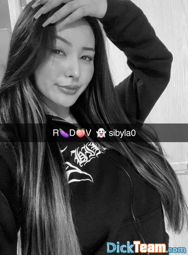 Profil de sibyla - Femme - Hétéro - 26 ans : Cc Salut je suis libre maintenant pour te satisfaire au lit ???????? écrit moi par mon snap???? sibyla0 ????