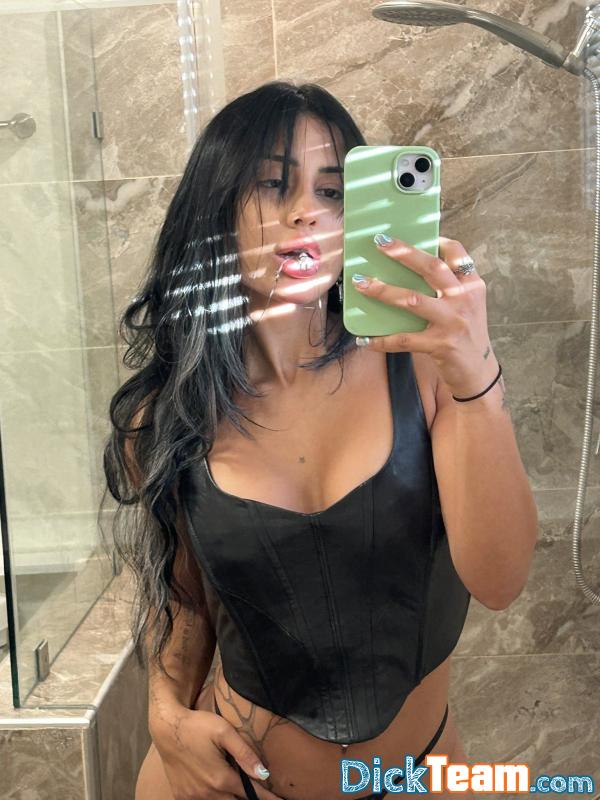 stella155 - Femme - Hétéro - 27 ans : salut  Je suis ici pour des rencontres coquine et faire connaissance mon WhatsApp++33 7 57 83 80 85
Télégramme :joanelle14