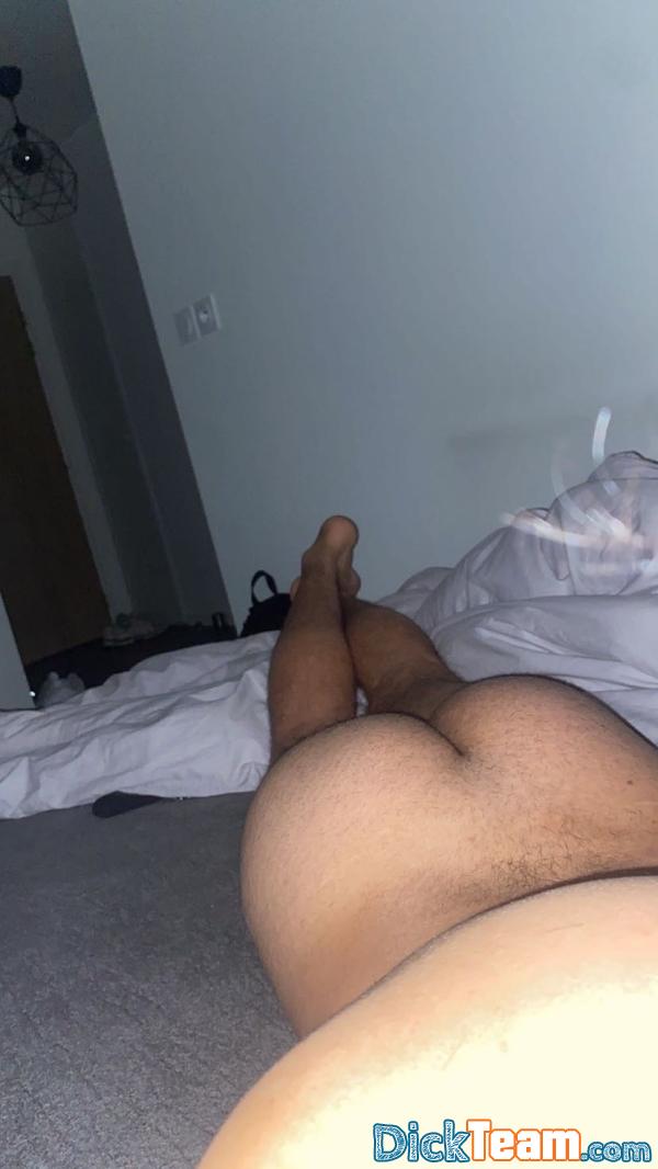 yasslakahba45 - Homme - Gay - 22 ans : Venez nude je suis votre keh, et racontez moi vos plus gros fantasmes ????